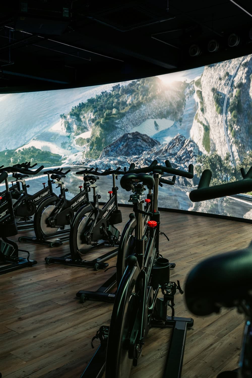 Immersive Spinning